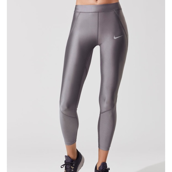 Nike Pants - Nike speed cool metallic tight  7/8